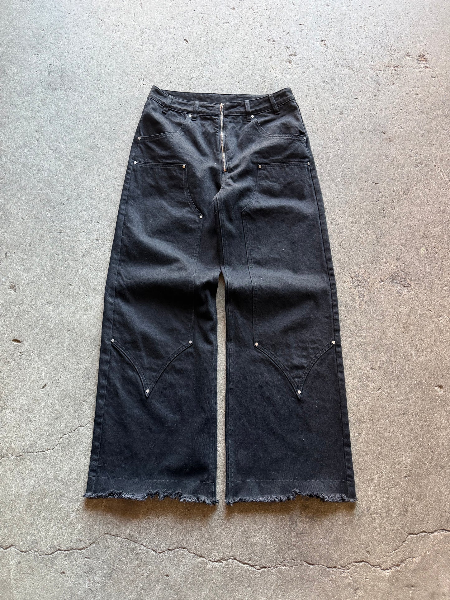 FIRST SAMPLE OF FORGED DOUBLE KNEE DENIM (32)